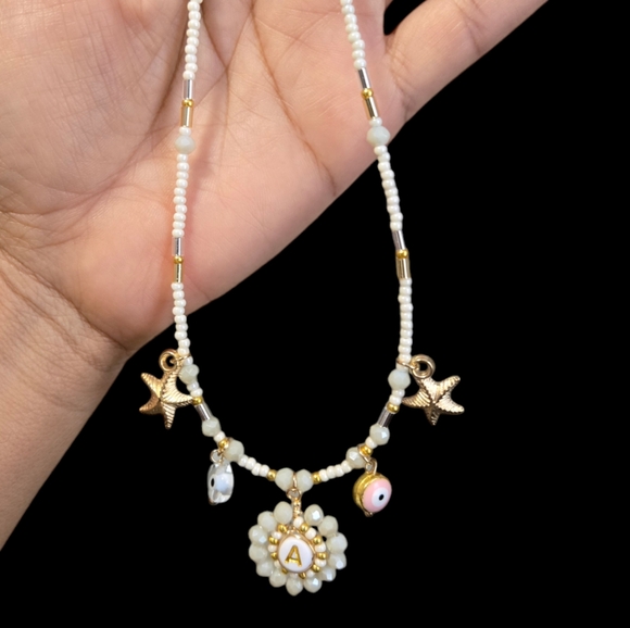 Beaded choker with initials - Picture 5 of 5